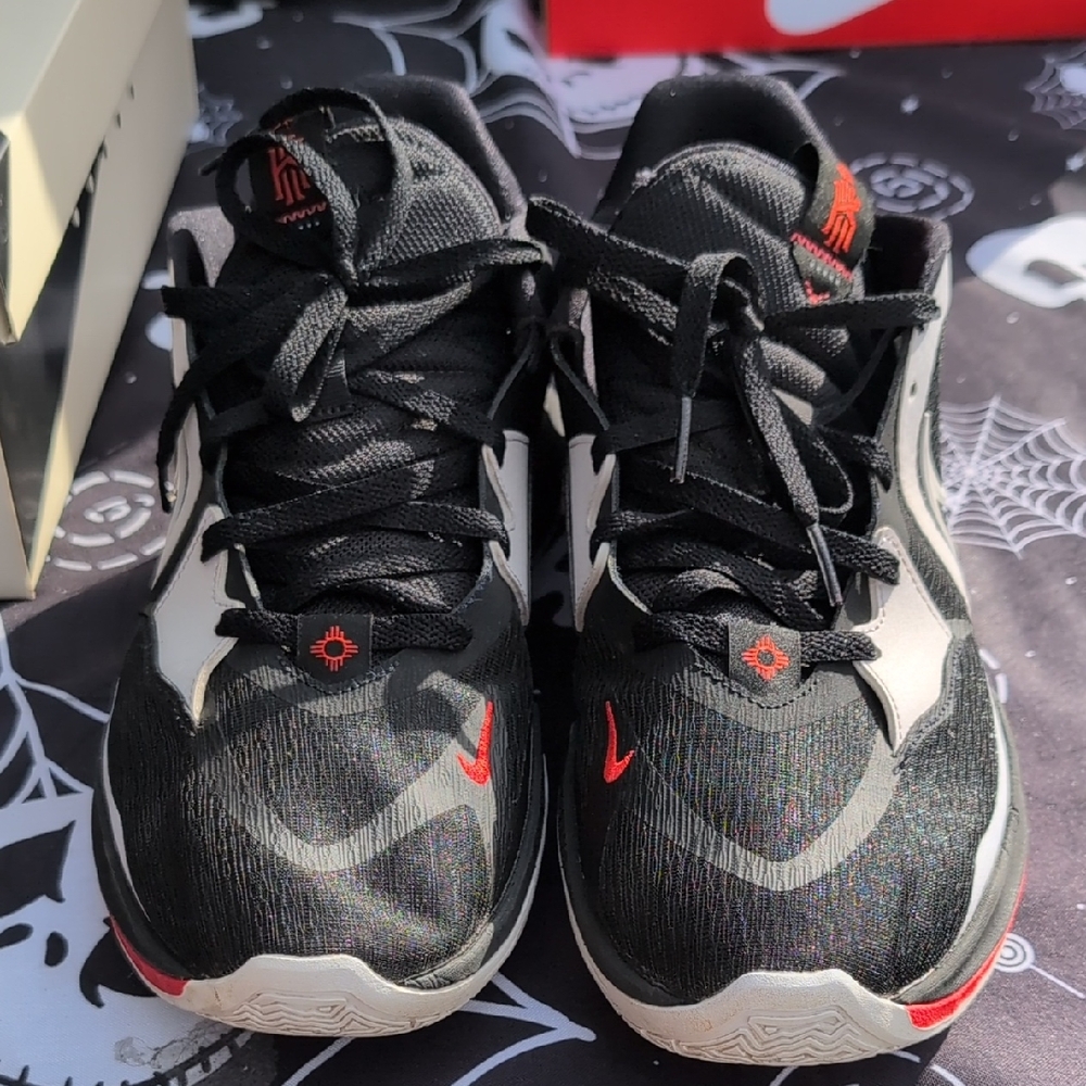 Nike Mens Black and Red Sneakers Kyries